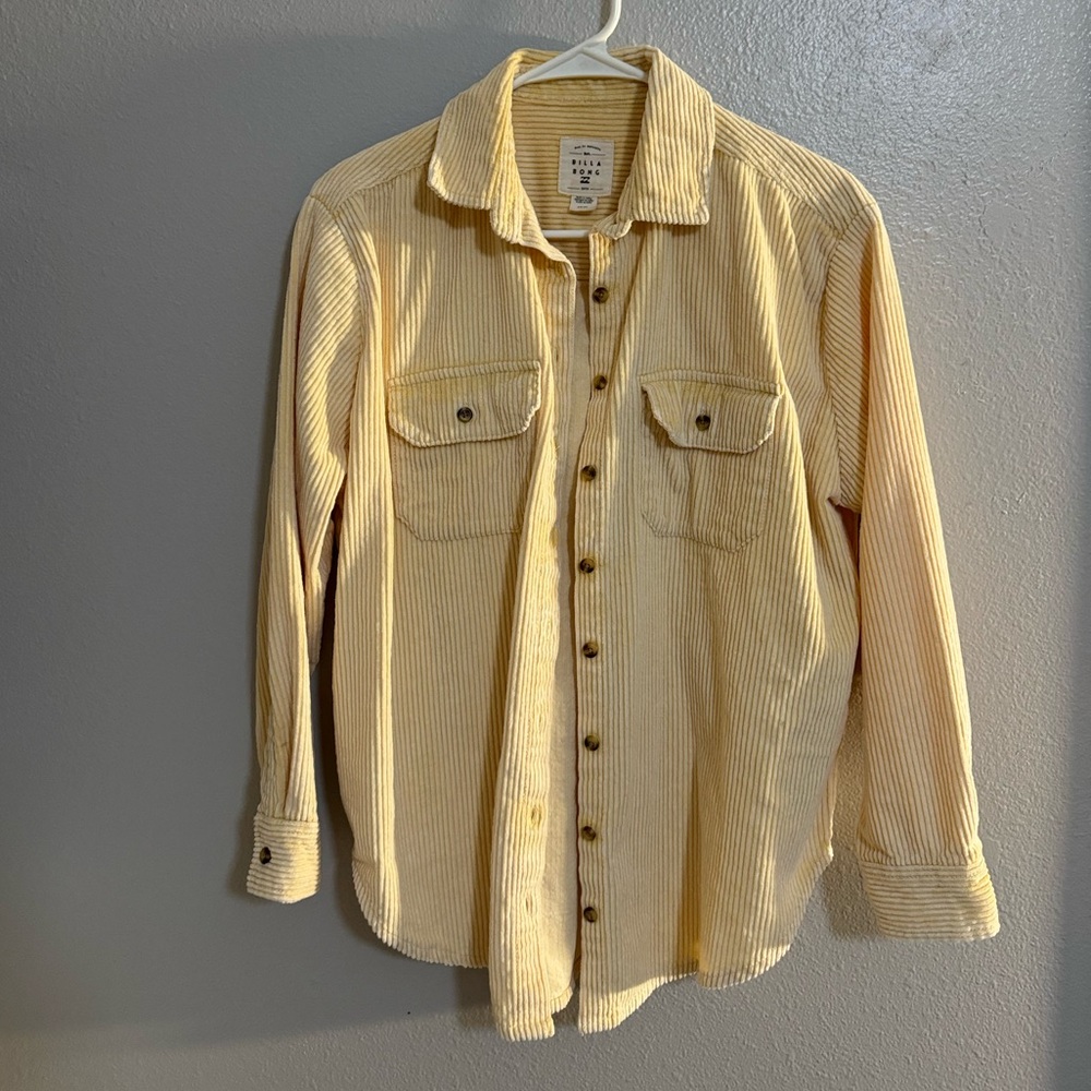 NWOT billabong yellow button up corduroy jacket